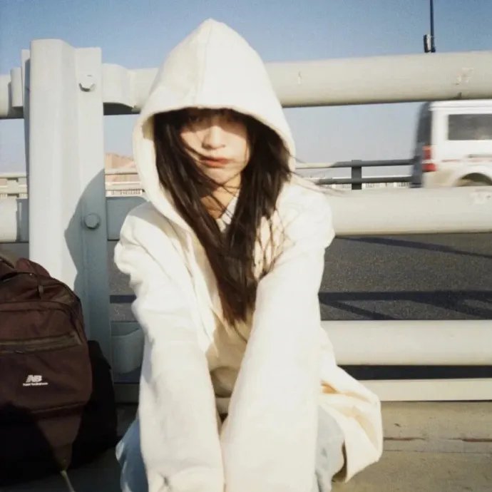 最近,妹妹的样子有点怪